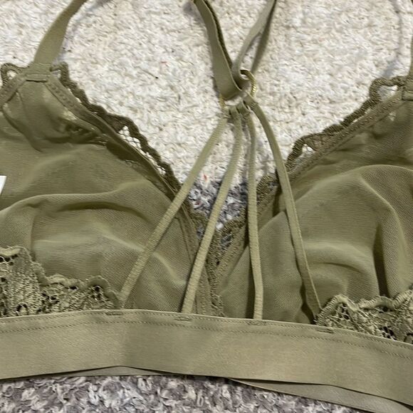 Aerie- XS- Sage Green Bralette - NWT - Picture 4 of 5
